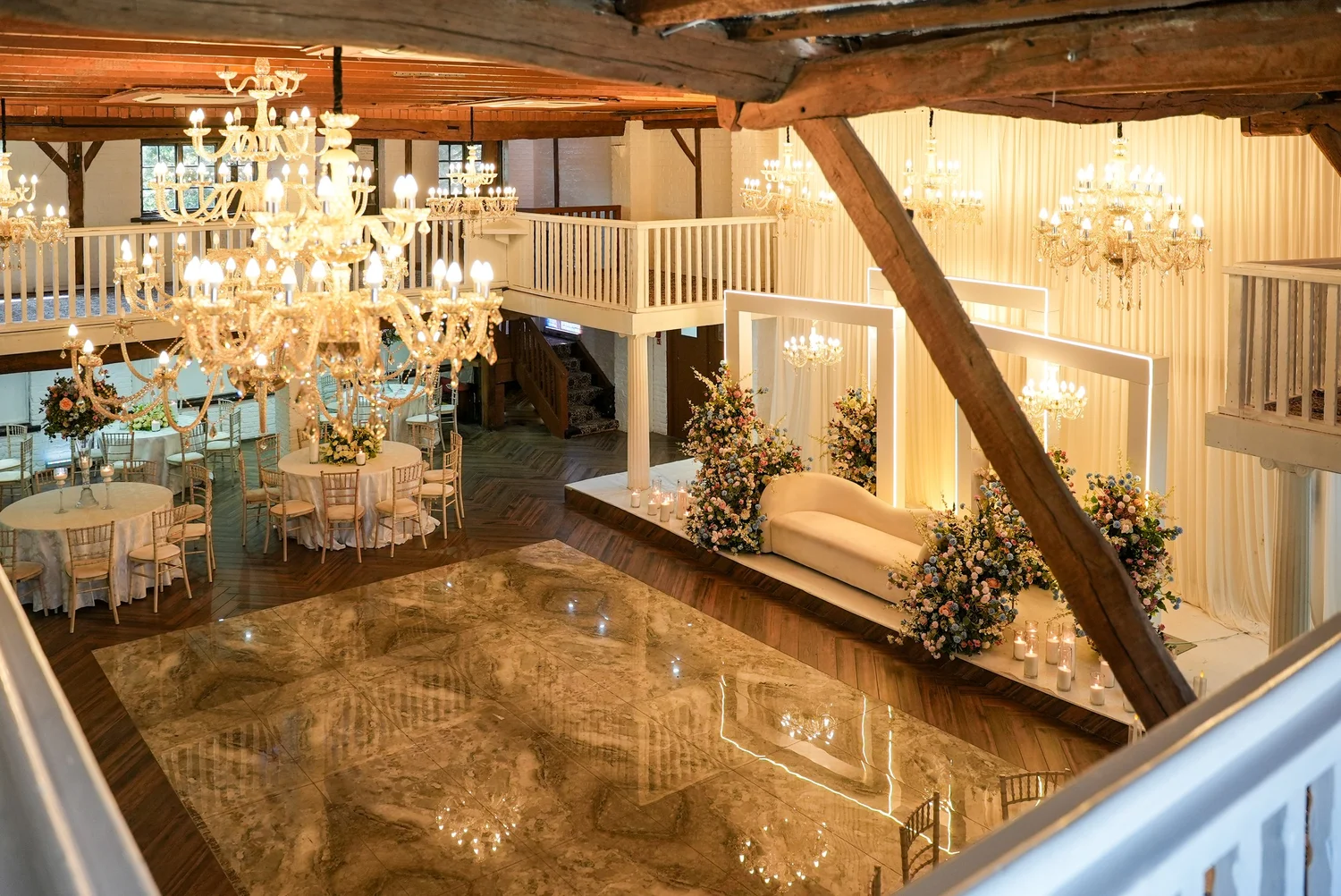2026 & 2027 wedding offer wedding setting